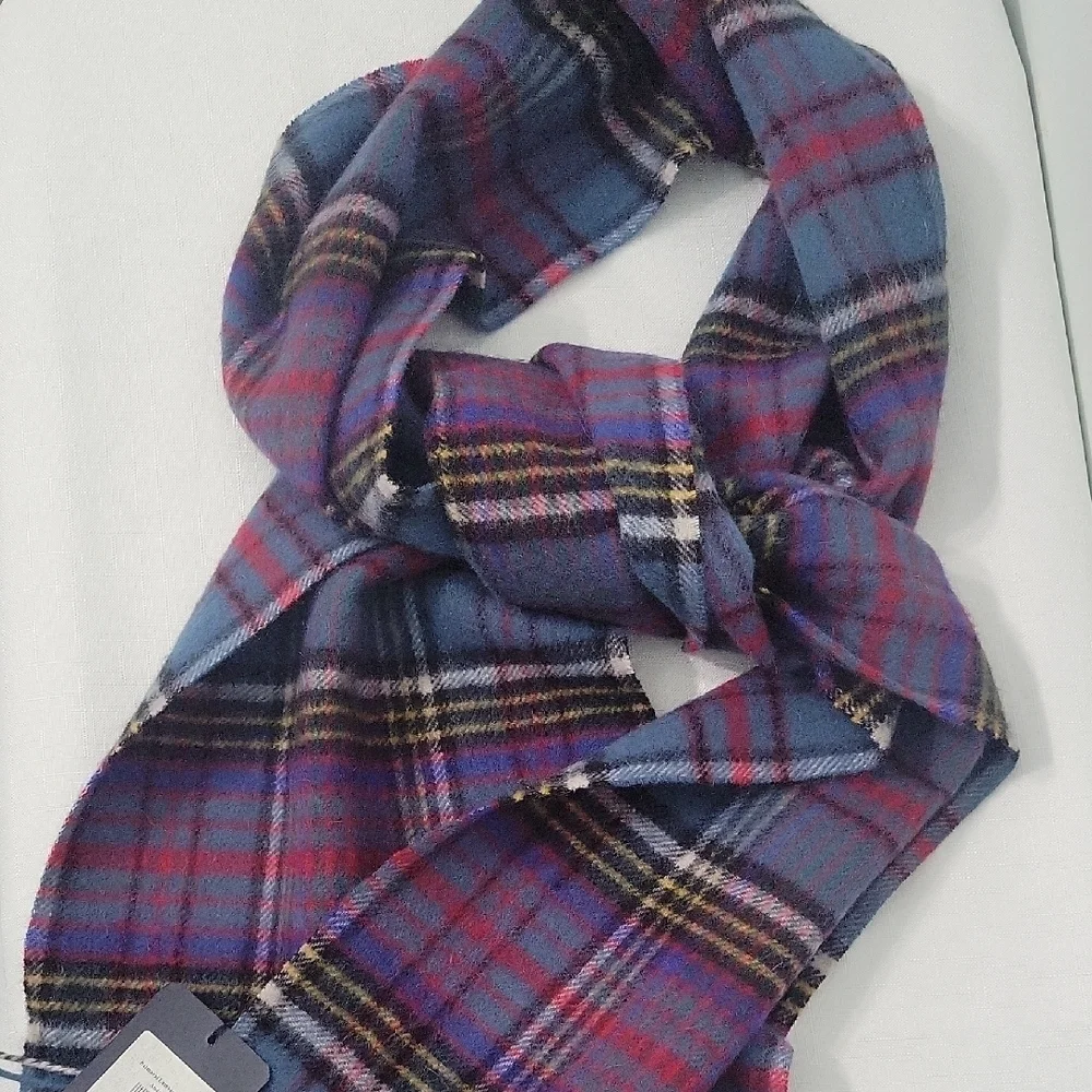 The House Of Balmoral Scotland 100% Lambswool Blue Tartan Unisex  Scarf  66x10